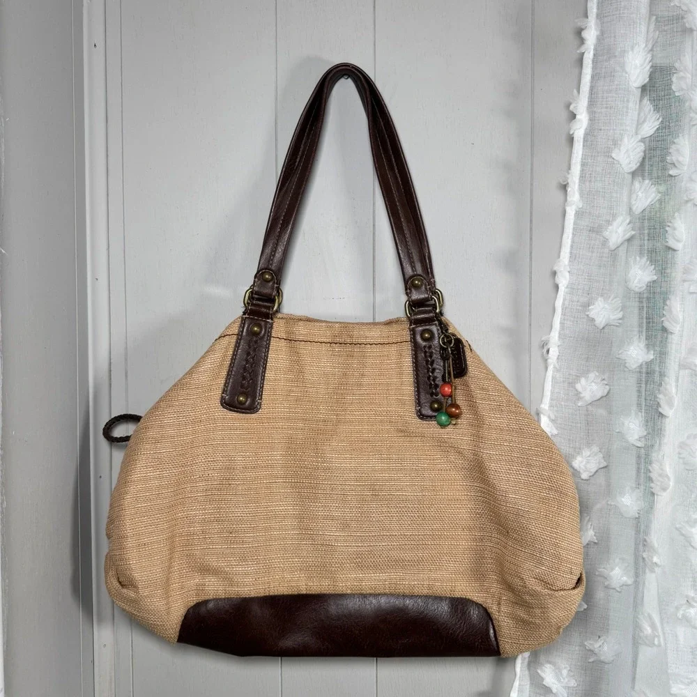 Fossil Woven Straw and Leather Tote‎ Beaded Key Charm Ruched Beach Summer Flawed